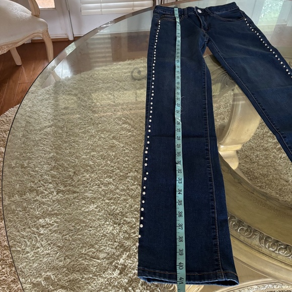 NWT Bebe Women's Denim Pearl Embellished Straight Leg Jeans - Size 26 (Size 2) - Picture 9 of 10